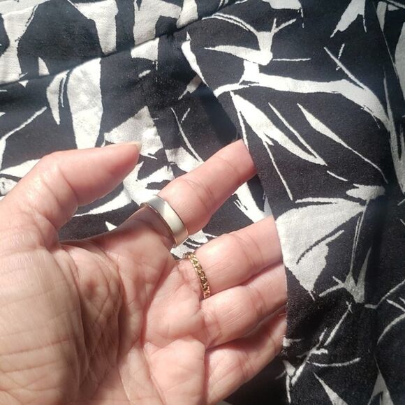 MARIO SERRANI Women's Short Black and White With Pockets Size 12 - Picture 9 of 12